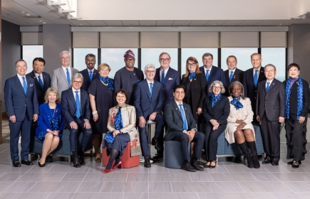 Le conseil d'administration actuel du Rotary International, composé de représentants d'Europe, d'Afrique, d'Asie et d'Amérique